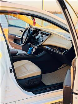 تويوتا أفالون